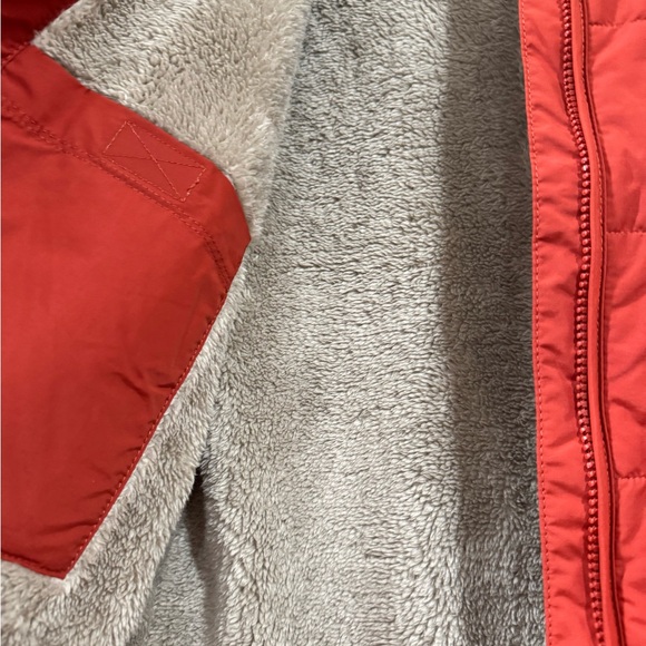 Carhartt women’s insulated bomber Jacket - Picture 6 of 8